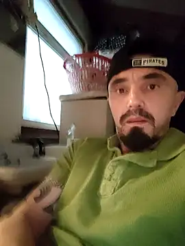 Snapshot of erbod_Johnny chatting on 09/21/25, 02:39 erbod Johnny online show from 09/21/25, 02:39