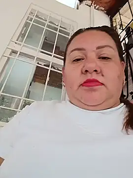 Snapshot of HORNY_MATURE25 chatting on 07/05/26, 08:48 HORNY MATURE25 online show from 07/05/26, 08:48