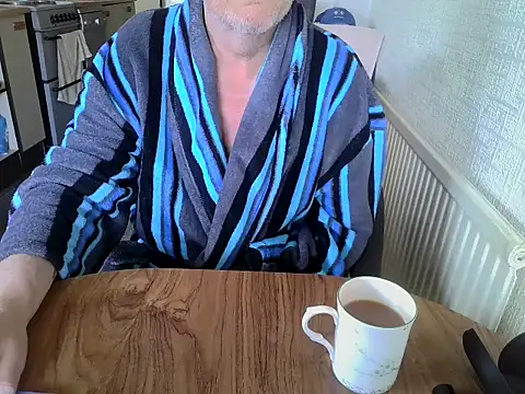 daddyflash online show from 04/18/26, 10:06