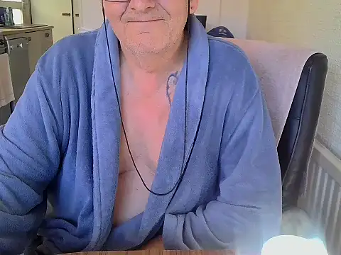 daddyflash online show from 10/24/25, 11:31