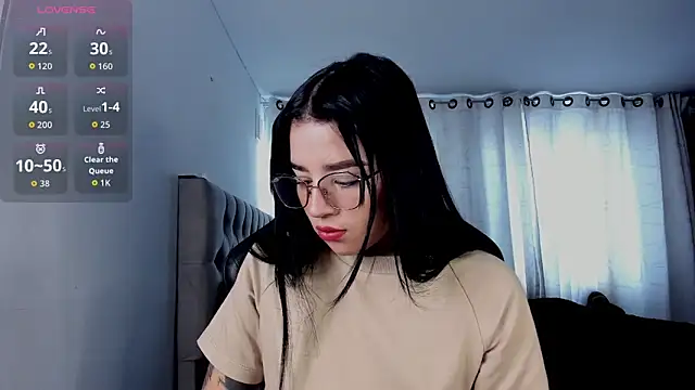 aliice walker  online show from 12/16/25, 06:12