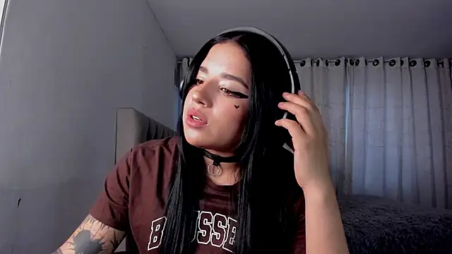 aliice walker  online show from 05/22/26, 10:52