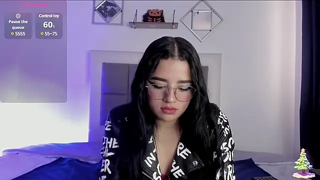 aliice walker  online show from 01/13/25, 04:19