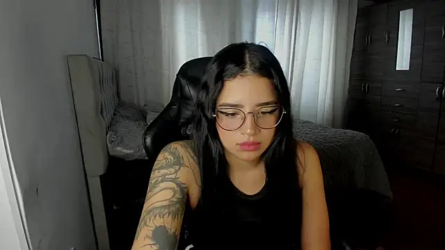 aliice walker  online show from 07/13/26, 08:52