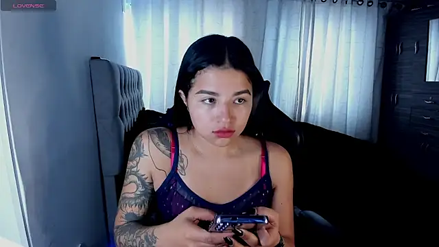 Snapshot of aliice_walker_ chatting on 02/03/26, 03:06 aliice walker online show from 02/03/26, 03:06