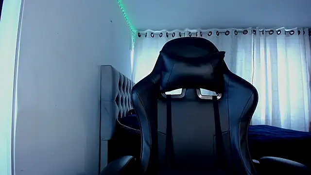 aliice walker  online show from 10/28/25, 12:59