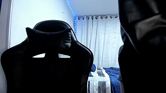 aliice walker  online show from 10/24/25, 01:26