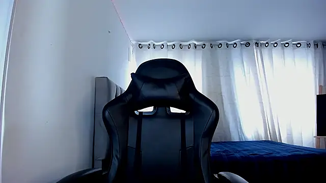 aliice walker  online show from 10/30/25, 03:31