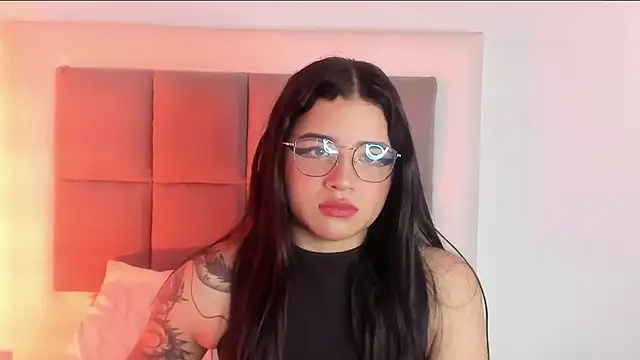 aliice walker  online show from 01/21/25, 04:16