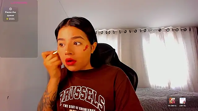 aliice walker  online show from 03/19/26, 02:28