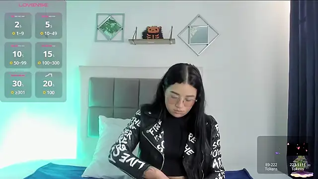 aliice walker  online show from 01/21/25, 01:11