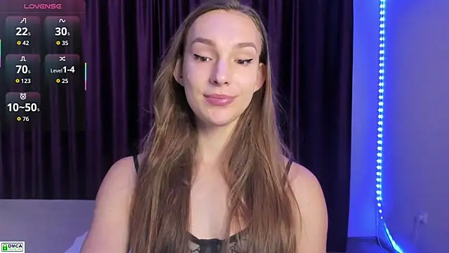 Snapshot of goodnightkitty chatting on 11/10/25, 10:04 goodnightkitty online show from 11/10/25, 10:04