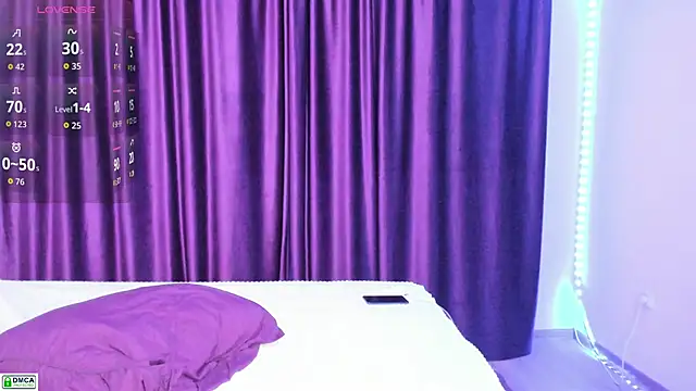 goodnightkitty online show from 10/27/25, 10:00