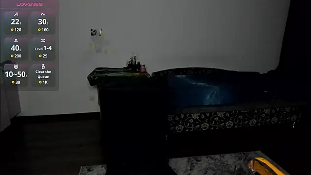 KitsuneRem online show from 12/06/24, 07:39