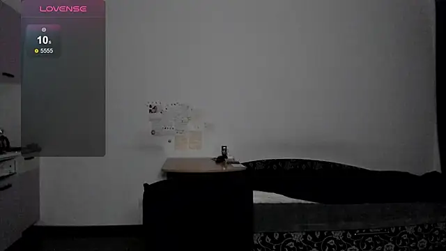 KitsuneRem online show from 09/12/25, 09:14