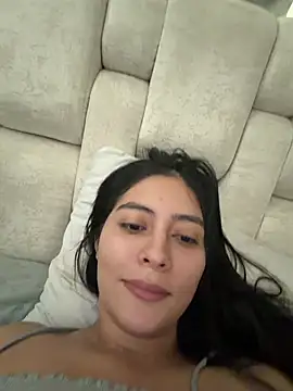 Snapshot of Sophie__Foxxx chatting on 04/24/26, 04:53 Sophie Foxxx online show from 04/24/26, 04:53