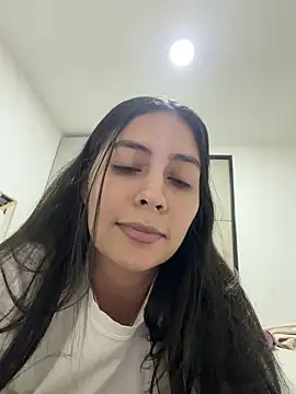 Sophie  Foxxx online show from 04/15/26, 02:17