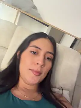 Snapshot of Sophie__Foxxx chatting on 04/23/26, 01:24 Sophie Foxxx online show from 04/23/26, 01:24