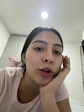 Sophie  Foxxx online show from 03/08/26, 01:00