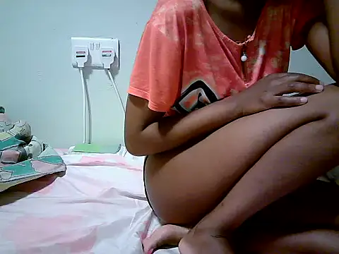 lupita 0 online show from 10/04/25, 10:55