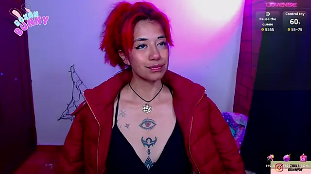Snapshot of Roxanbunny1 chatting on 10/01/25, 05:34 Roxanbunny1 online show from 10/01/25, 05:34