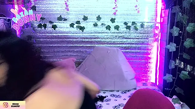 Roxanbunny1 online show from 03/21/26, 08:24