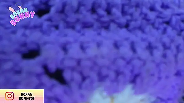 Snapshot of Roxanbunny1 chatting on 02/03/26, 05:07 Roxanbunny1 online show from 02/03/26, 05:07