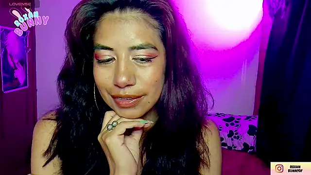 Roxanbunny1 online show from 11/23/25, 08:35