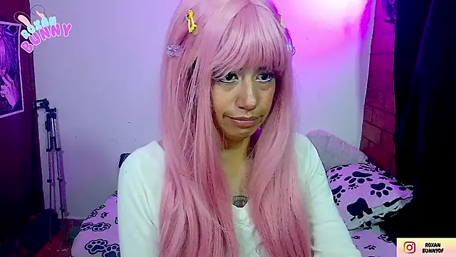 Roxanbunny1 online show from 11/05/25, 05:21
