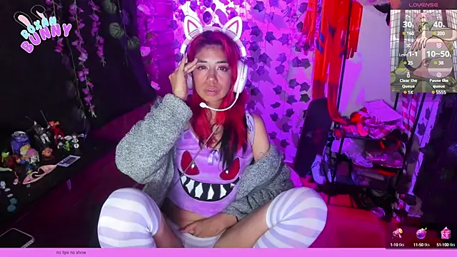 Snapshot of Roxanbunny1 chatting on 02/19/25, 05:38 Roxanbunny1 online show from 02/19/25, 05:38