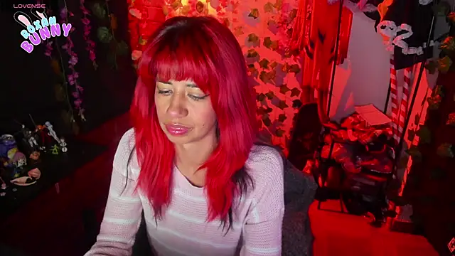 Snapshot of Roxanbunny1 chatting on 02/17/25, 04:09 Roxanbunny1 online show from 02/17/25, 04:09