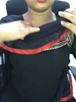 Rose Olivia online show from 02/12/26, 03:45