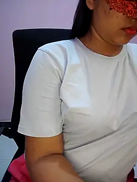 Rose Olivia online show from 09/14/25, 03:56