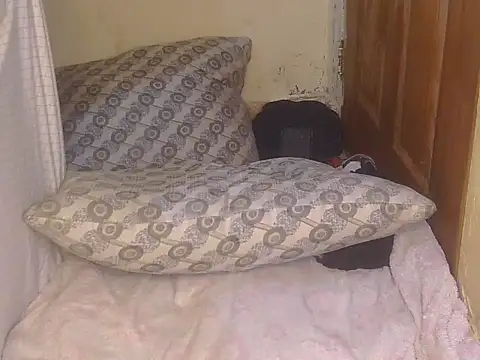 Pretty hazel online show from 12/14/25, 09:15