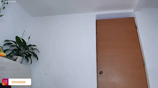 kisstarxxx online show from 01/08/26, 10:16