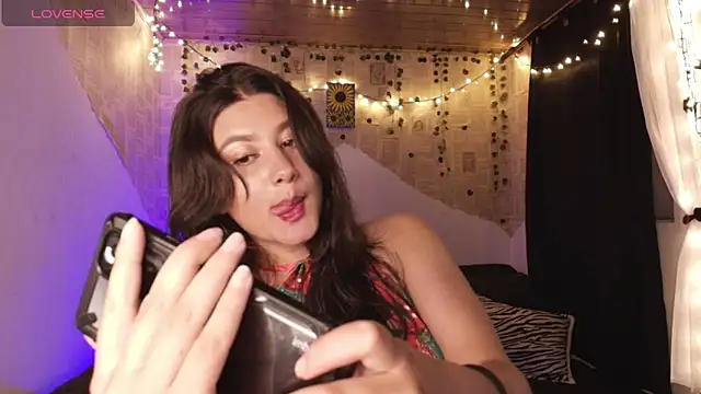 kisstarxxx online show from 11/04/25, 01:09