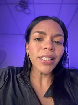 Charly  online show from 12/05/25, 04:11