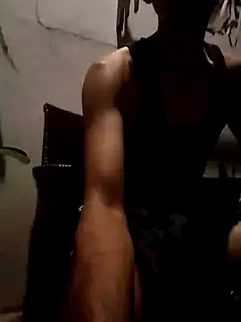 Dwirosebig online show from 11/16/25, 04:12