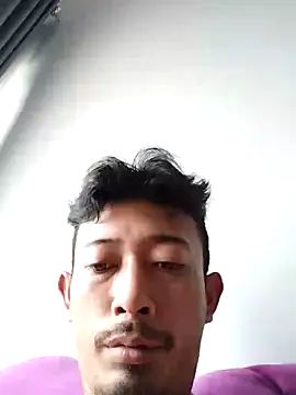 Snapshot of Dwirosebig chatting on 10/30/25, 04:00 Dwirosebig online show from 10/30/25, 04:00