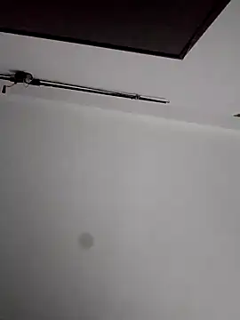 Dwirosebig online show from 11/06/25, 08:57