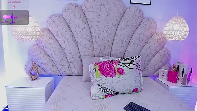 dalila salazar online show from 03/17/26, 02:47