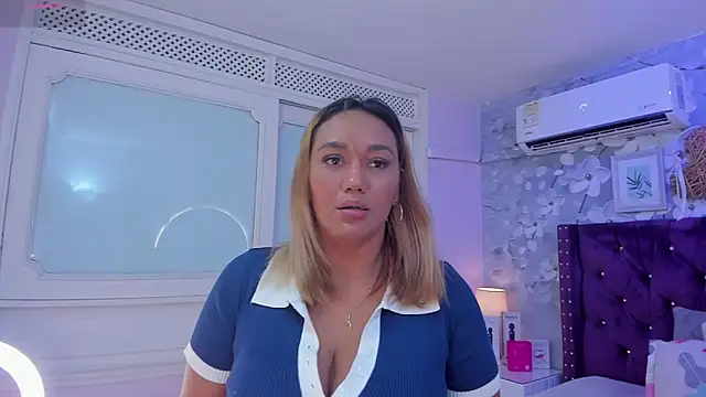 dalila salazar online show from 04/25/26, 03:20