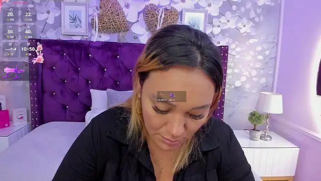 dalila salazar online show from 04/24/26, 02:57