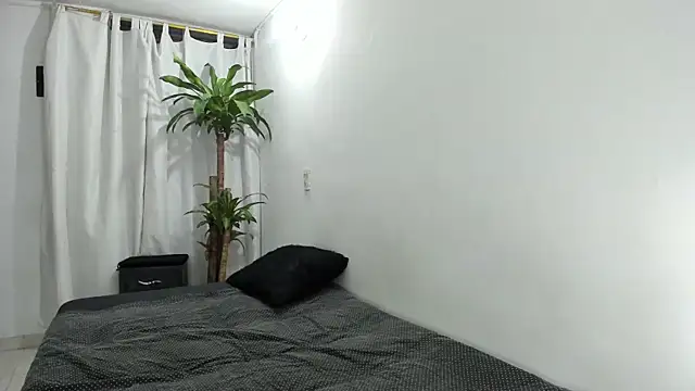 Lia-y-felipe online show from 02/26/26, 11:49