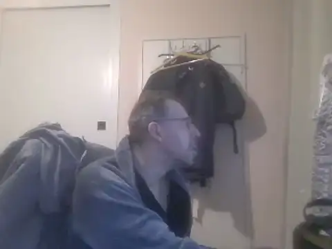 ptitcanard60600 online show from 01/16/25, 07:49