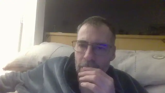 ptitcanard60600 online show from 03/16/25, 10:53