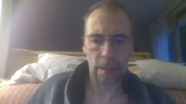 ptitcanard60600 online show from 10/04/25, 05:36