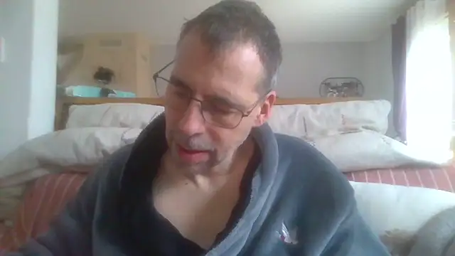 ptitcanard60600 online show from 03/22/25, 10:39