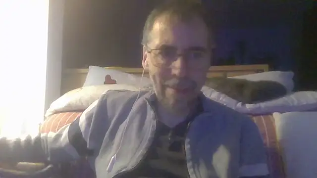 ptitcanard60600 online show from 11/22/25, 10:19