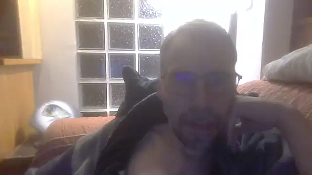 ptitcanard60600 online show from 10/19/25, 10:12
